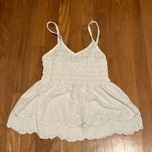 Womens Urban Romantics White Tank Top. Size small.